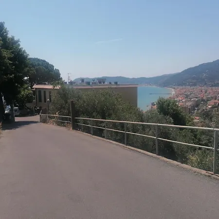 Affitto Breve Di Private In Liguria Holidays Rent * Alassio